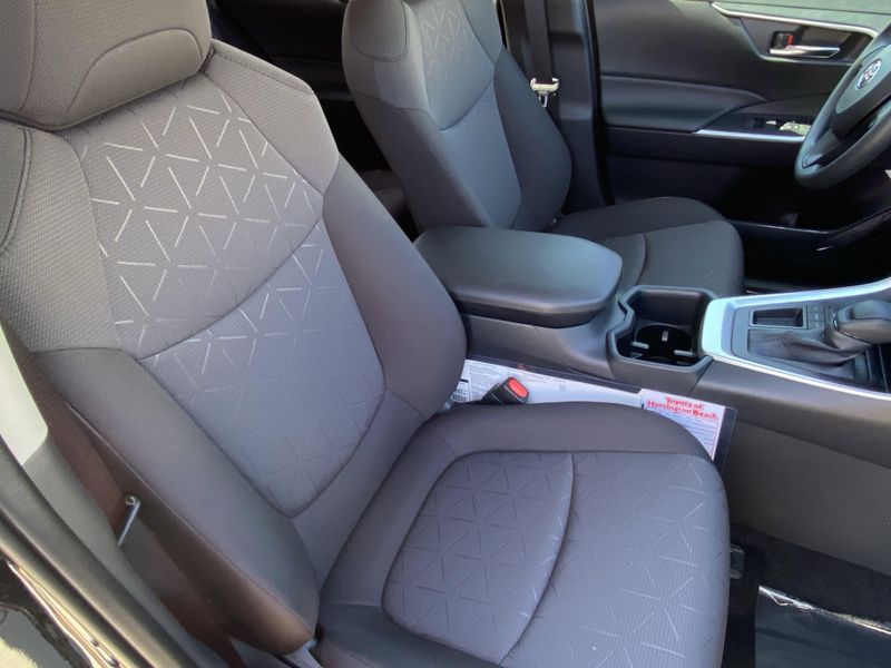 New 2025 Toyota RAV4 XLEImage 11
