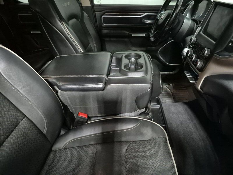 2019 RAM 1500 LaramieImage 15