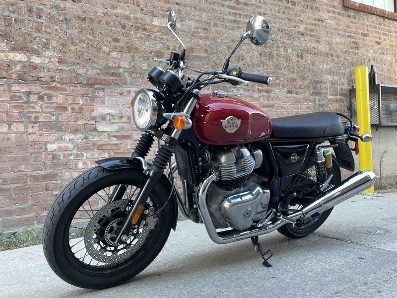 2023 Royal Enfield Twins INT650Image 5