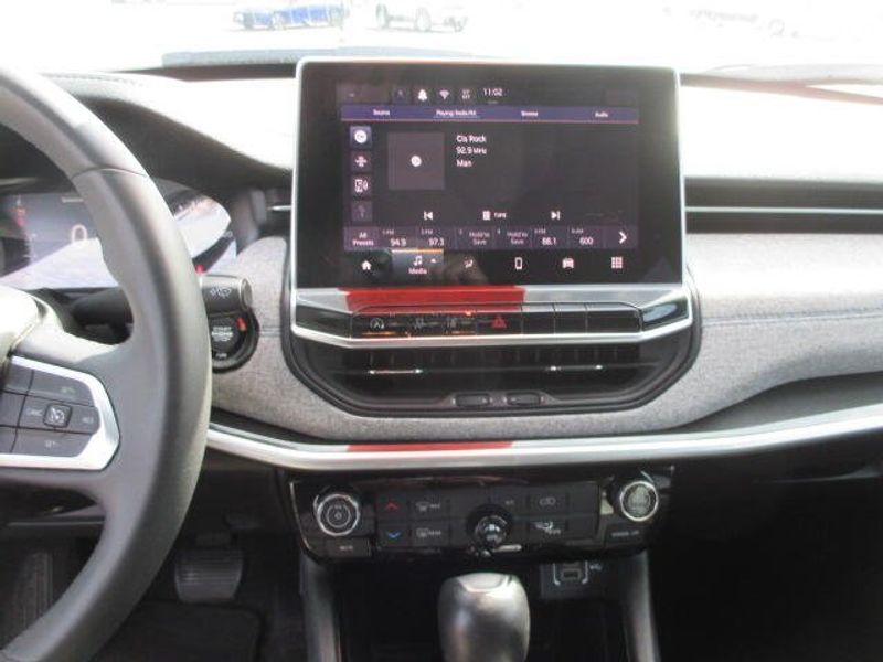 Used 2024 Jeep Compass LatitudeImage 20