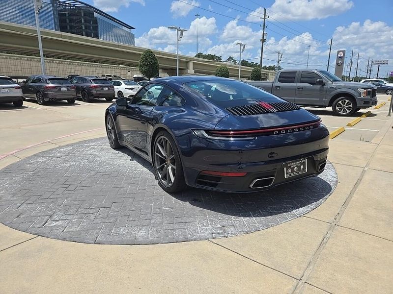2022 Porsche 911 CarreraImage 3