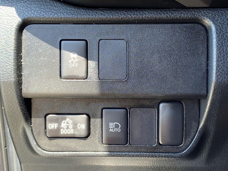Used 2021 Toyota Tacoma SR5Image 22