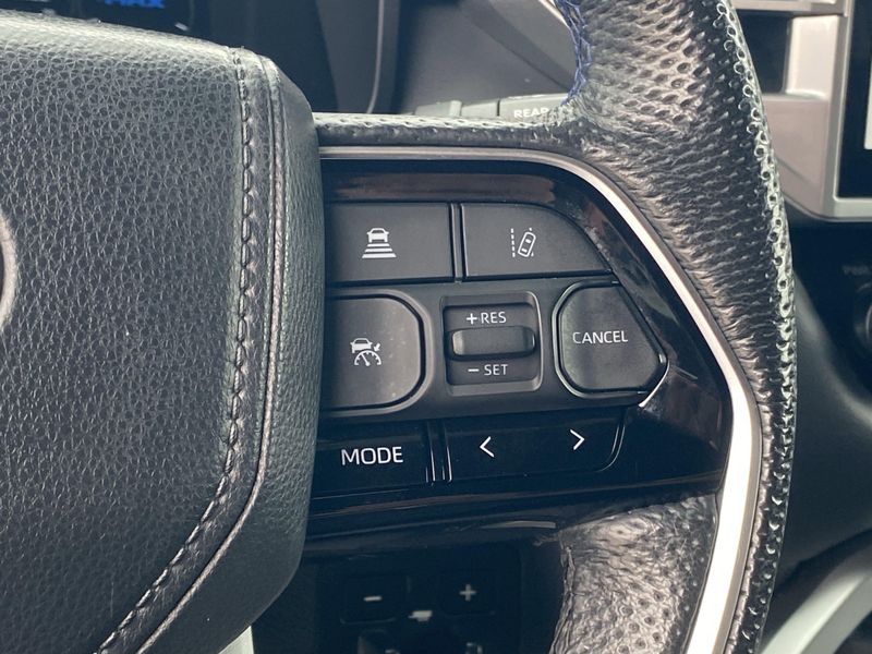 Used 2024 Toyota Sequoia PlatinumImage 29