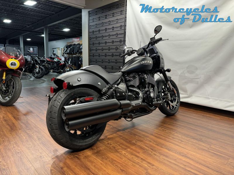 New 2025 Indian Motorcycle Sport Chief Image 8