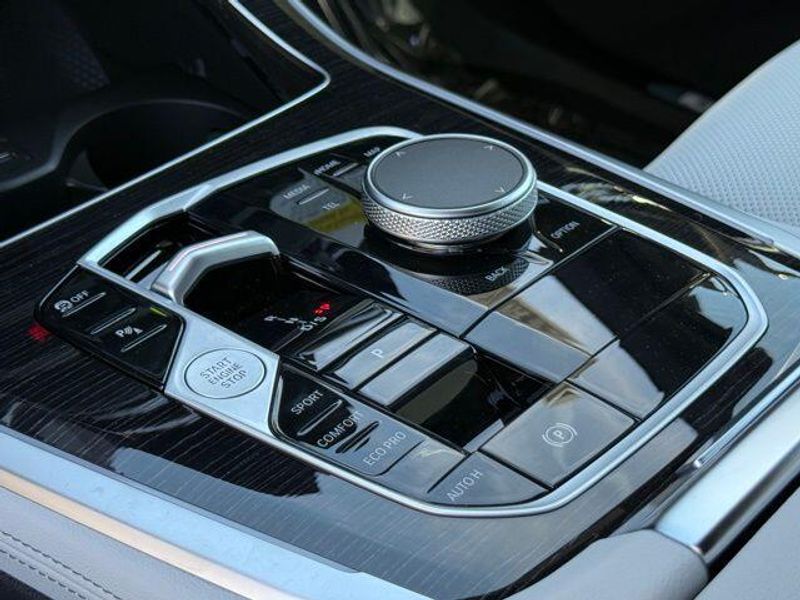 New 2026 BMW X5 sDrive40iImage 24