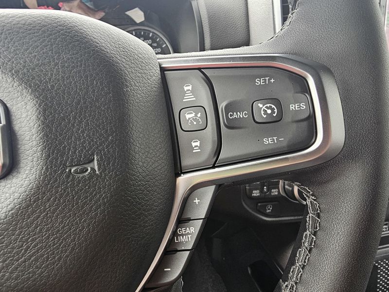 2025 RAM 1500 Big HornImage 17