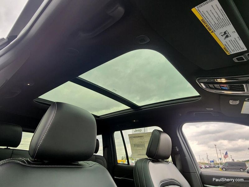 New 2026 Jeep Grand Cherokee Limited 4x4