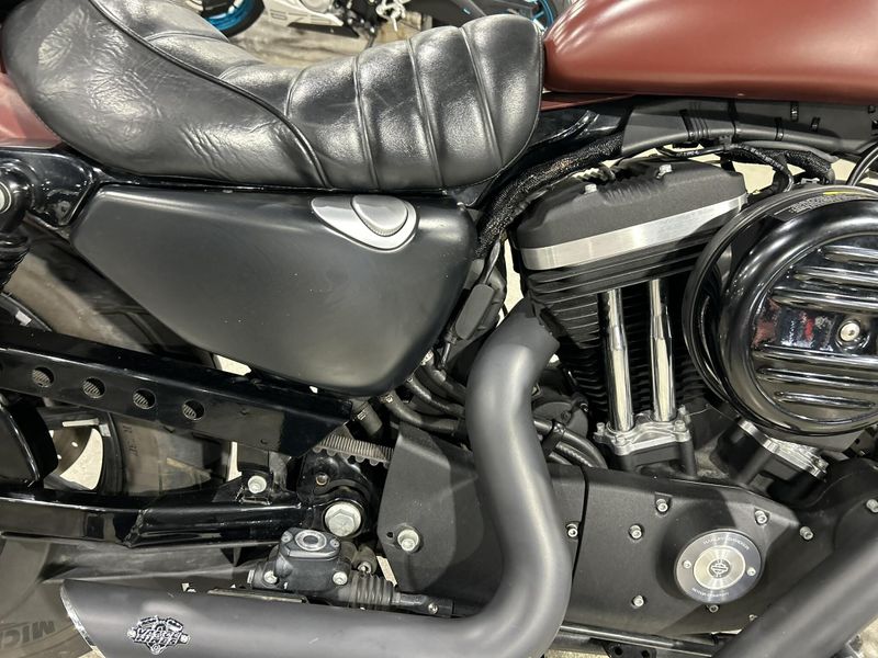 Used 2017 Harley-Davidson SPORTSTER IRON 883 Image 20