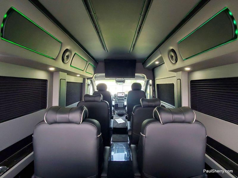 2024 RAM Promaster 3500 Slt+ Window Van High Roof 159