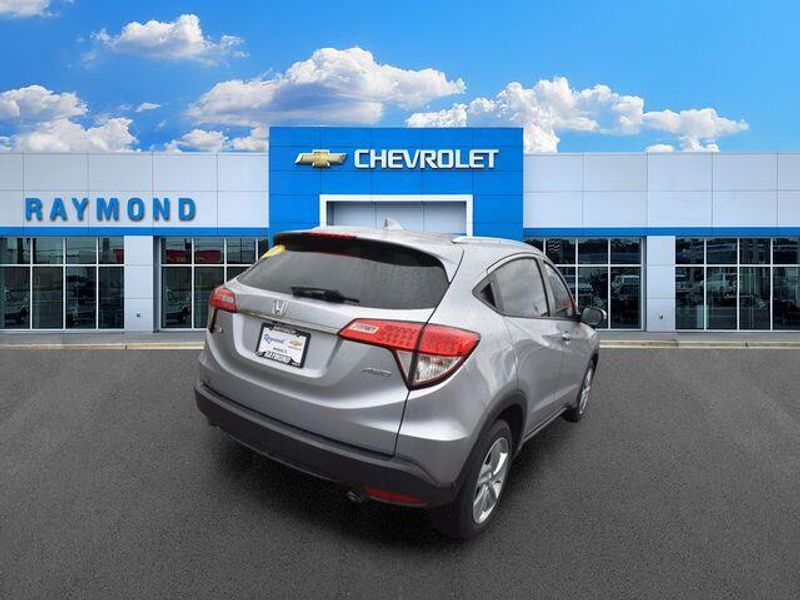 Used 2019 Honda HR-V EXImage 4