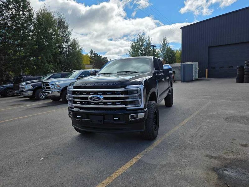 2024 Ford F-350 Platinum photo 4