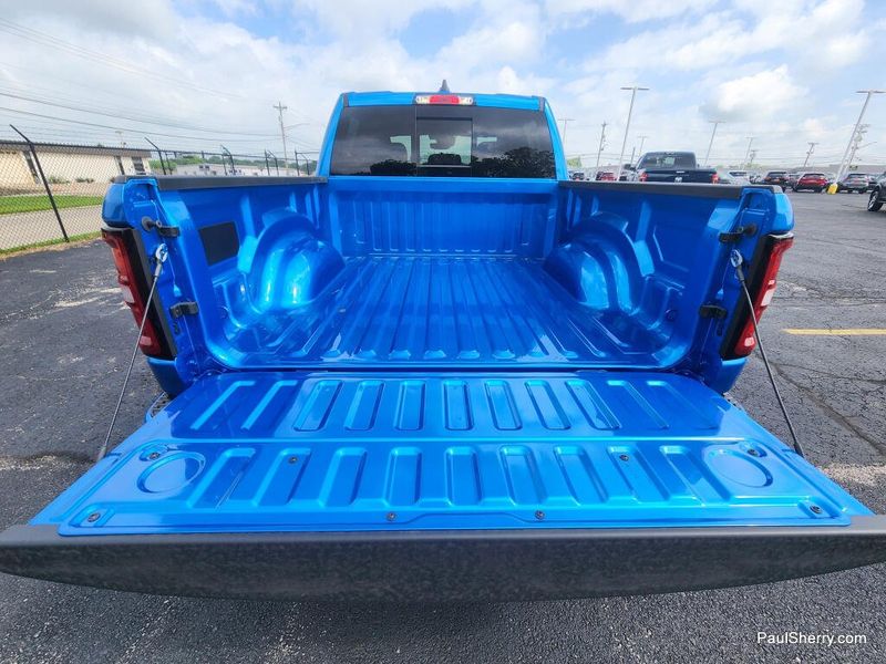 New 2026 RAM 1500 Big Horn Crew Cab 4x4 5'7' Box