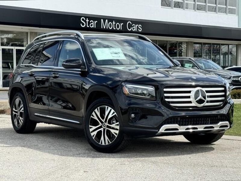 2024 Mercedes-Benz GLB 250Image 1