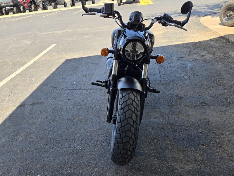 2025 Indian Motorcycle SCOUT BOBBER LIMITED BLACK SMOKE Image 8