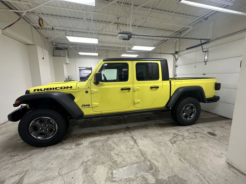 2023 Jeep Gladiator RubiconImage 2