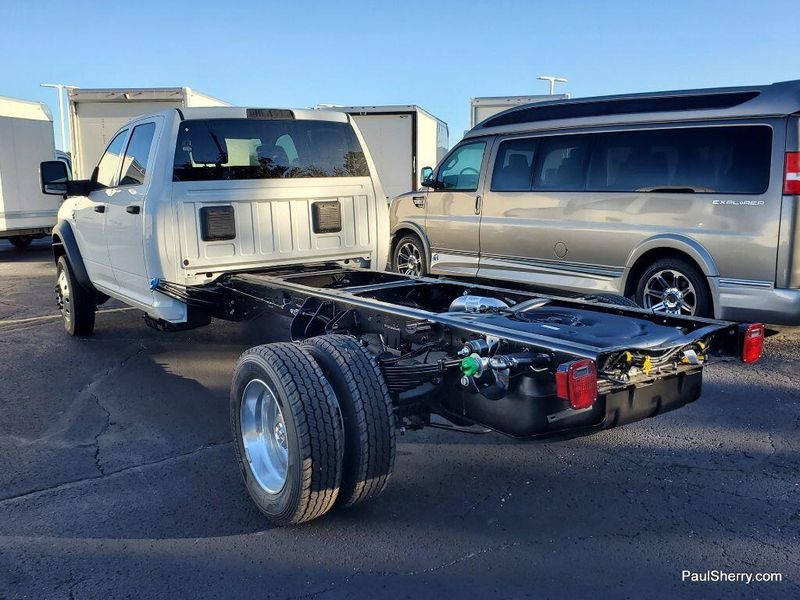 2024 RAM 5500 Tradesman Chassis Crew Cab 4x4 84