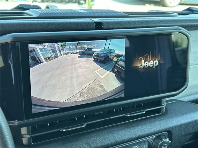 New 2026 Jeep Wrangler 4-door SportImage 19