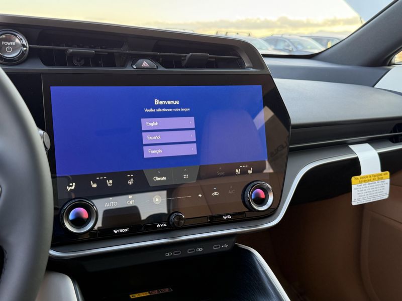 New 2026 Lexus RZ 350eImage 23