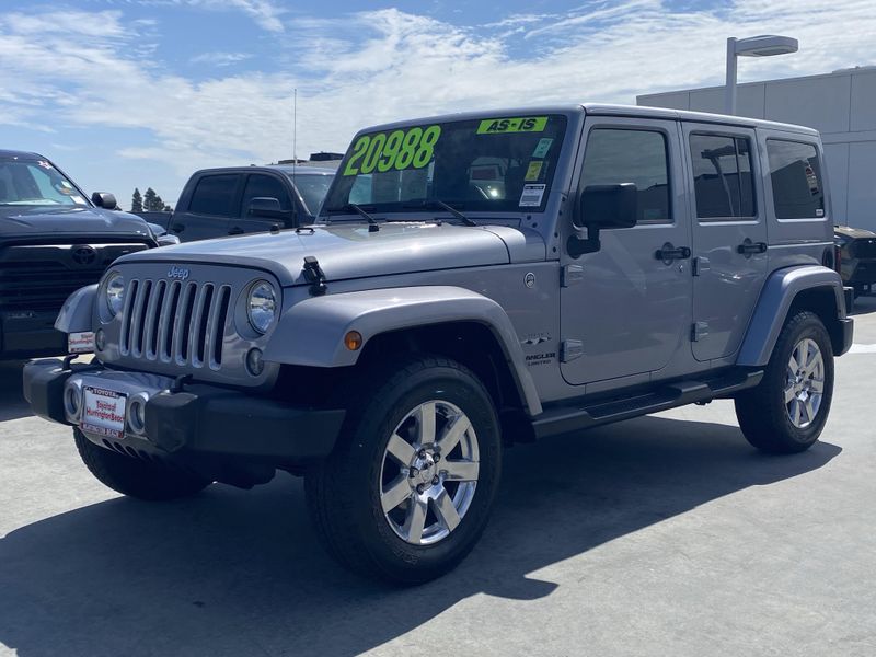 Used 2016 Jeep Wrangler Unlimited SaharaImage 6