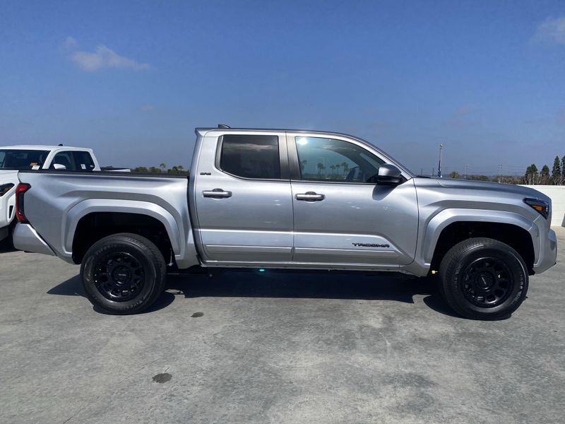Used 2024 Toyota Tacoma SR5Image 3