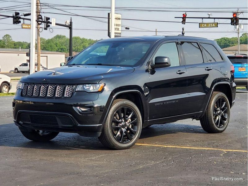 2022 Jeep Grand Cherokee WK Laredo X AltitudeImage 5