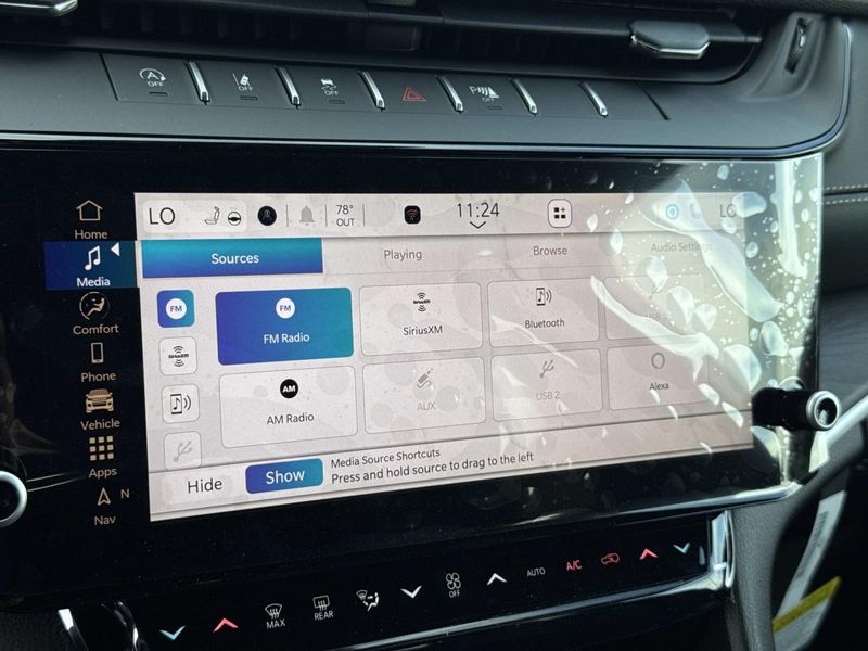 New 2026 Jeep Grand Cherokee Laredo Altitude 4x4