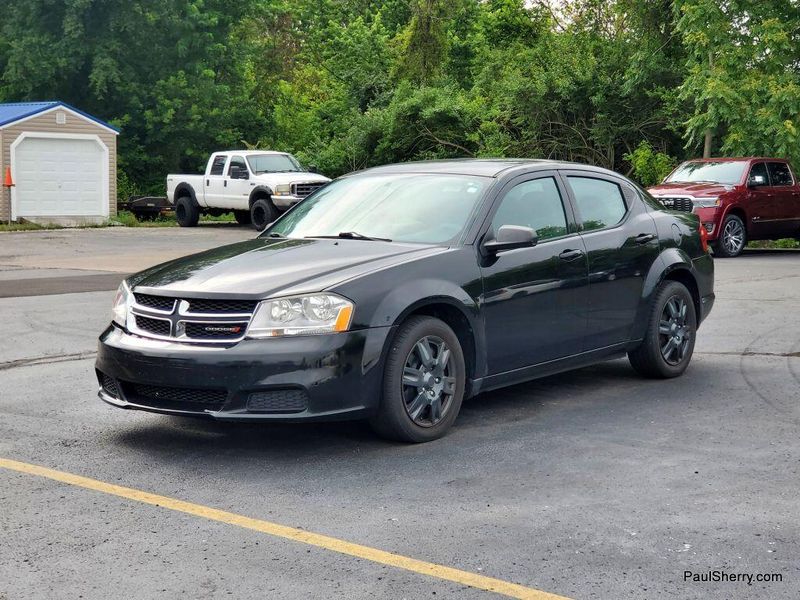 2012 Dodge Avenger SEImage 8