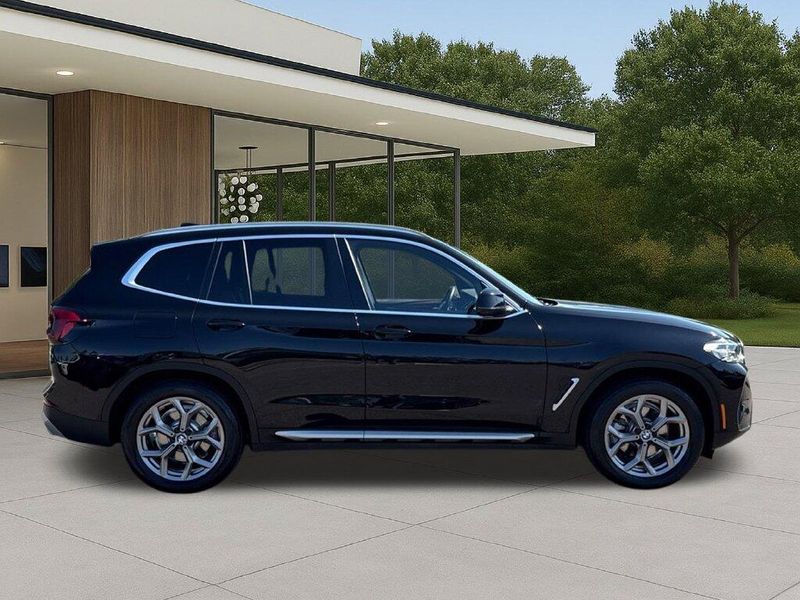 Used 2024 BMW X3 sDrive30iImage 7