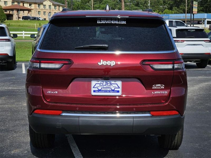 2025 Jeep Grand Cherokee L Limited 4x4Image 5