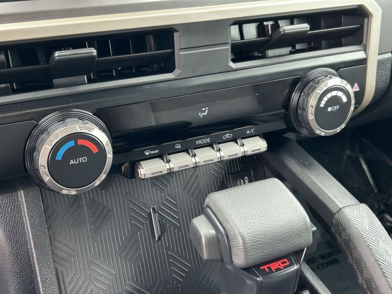 Used 2024 Toyota Tacoma TRD SportImage 22
