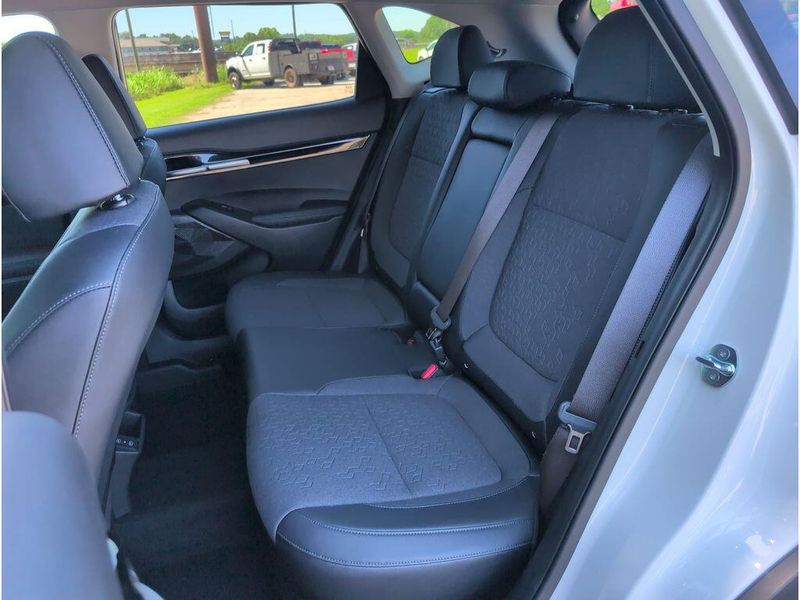 Used 2025 Kia Seltos SImage 29