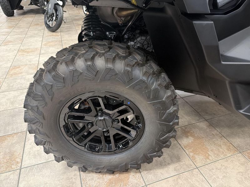 New 2026 Can-Am DEFENDER MAX LIMITED CAB HD11 Image 20