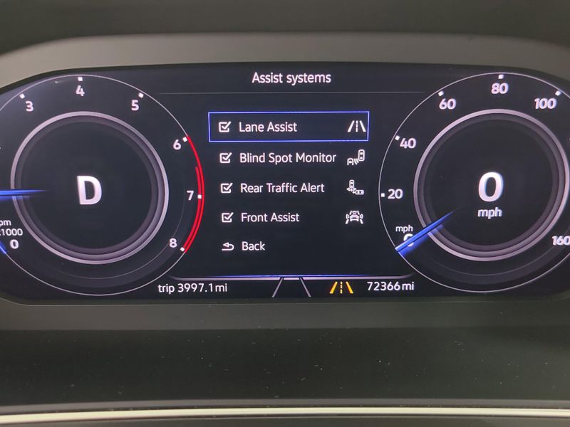 2019 Volkswagen Tiguan SEL Premium AWD w/Sunroof/NavImage 9