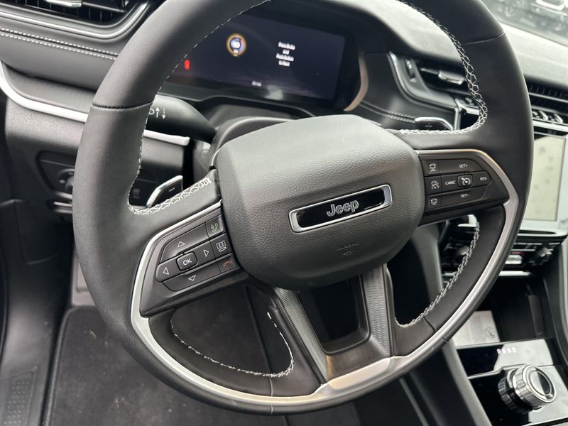 New 2025 Jeep Grand Cherokee L Altitude X 4x4Image 21