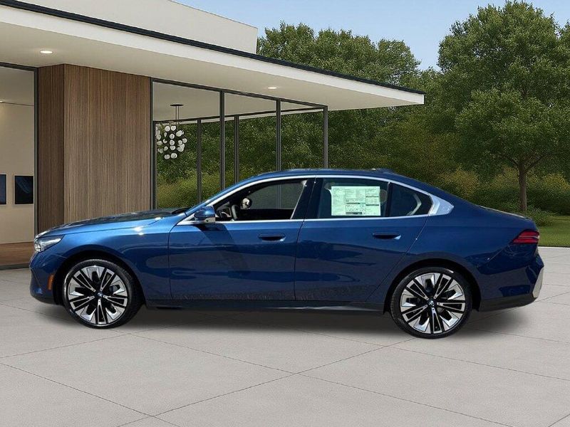 New 2027 BMW 5 Series 530iImage 13