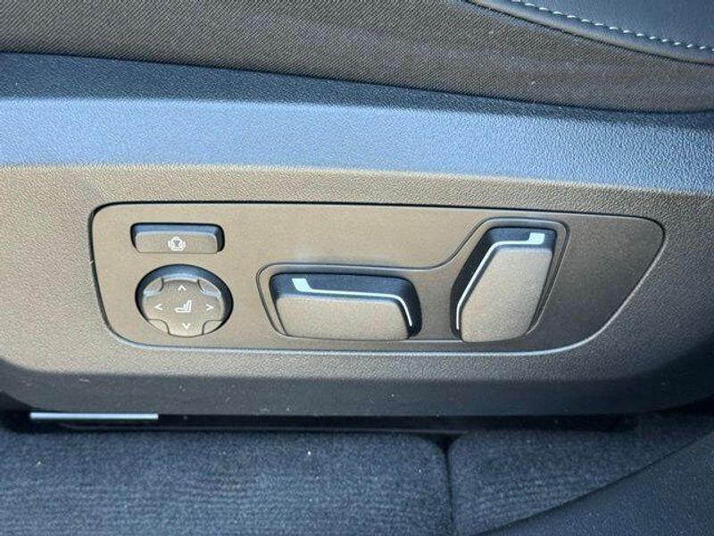 New 2026 BMW X3 30 xDriveImage 18