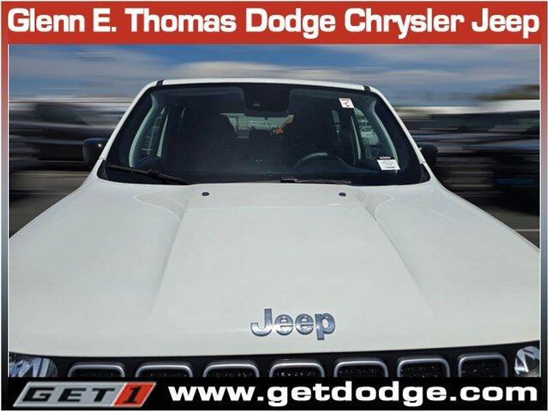2023 Jeep Renegade Latitude Upland photo 4