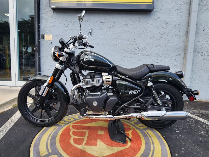 New 2024 Royal Enfield SUPER METEOR Image 5