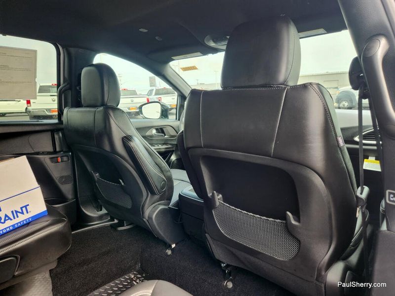 New 2026 Chrysler Voyager Lx