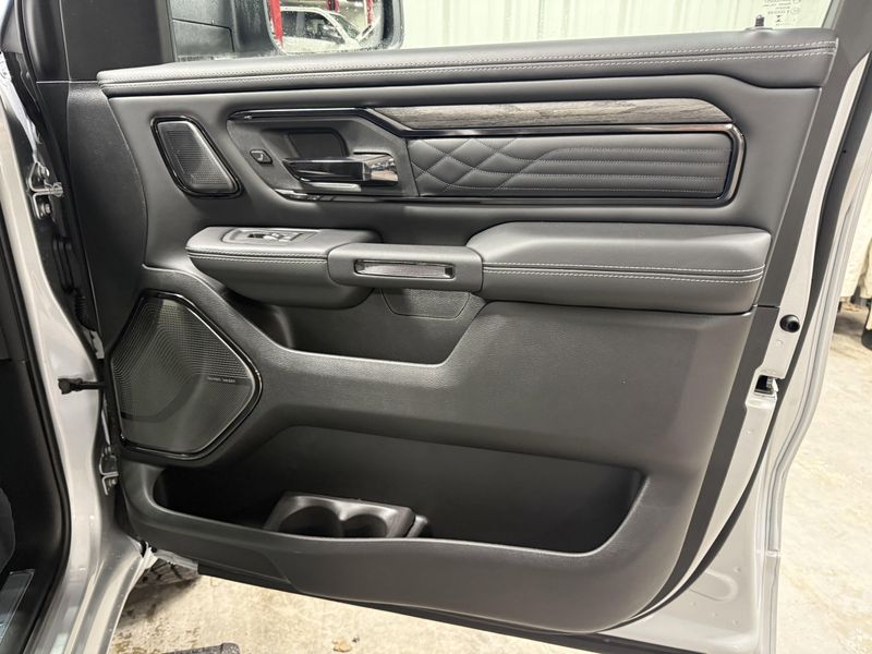 New 2026 RAM 1500 Limited Crew Cab 4x4 5