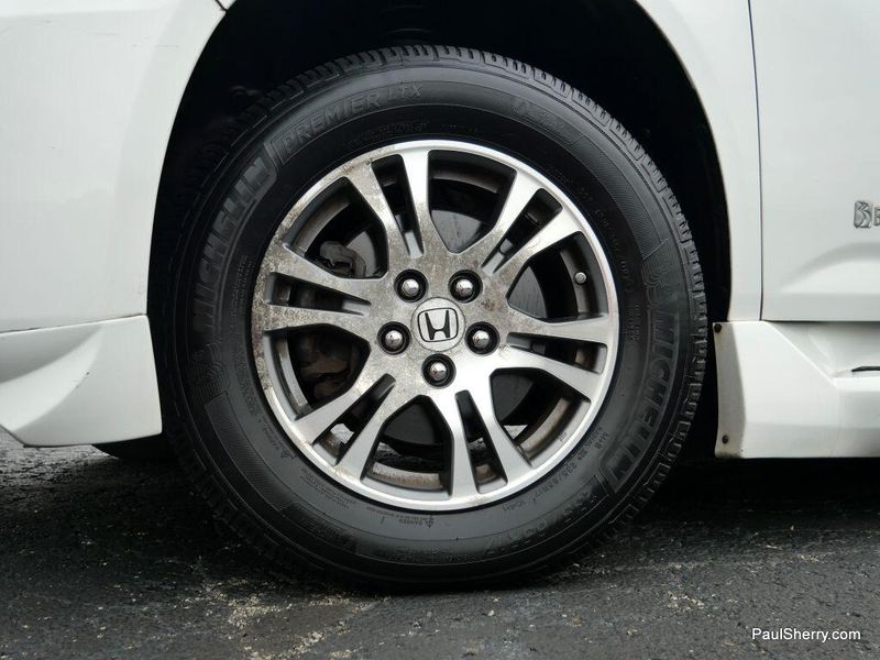 2013 Honda Odyssey EX-L photo 24