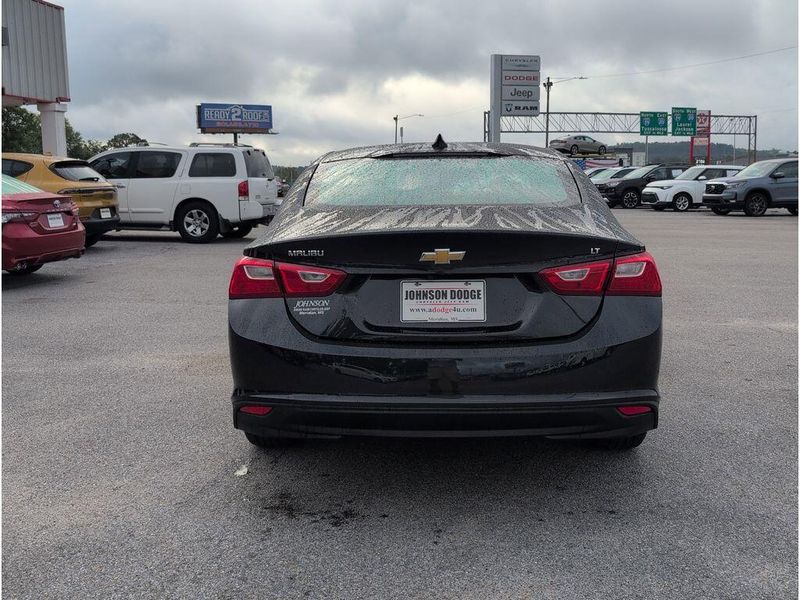 Used 2023 Chevrolet Malibu LTImage 4