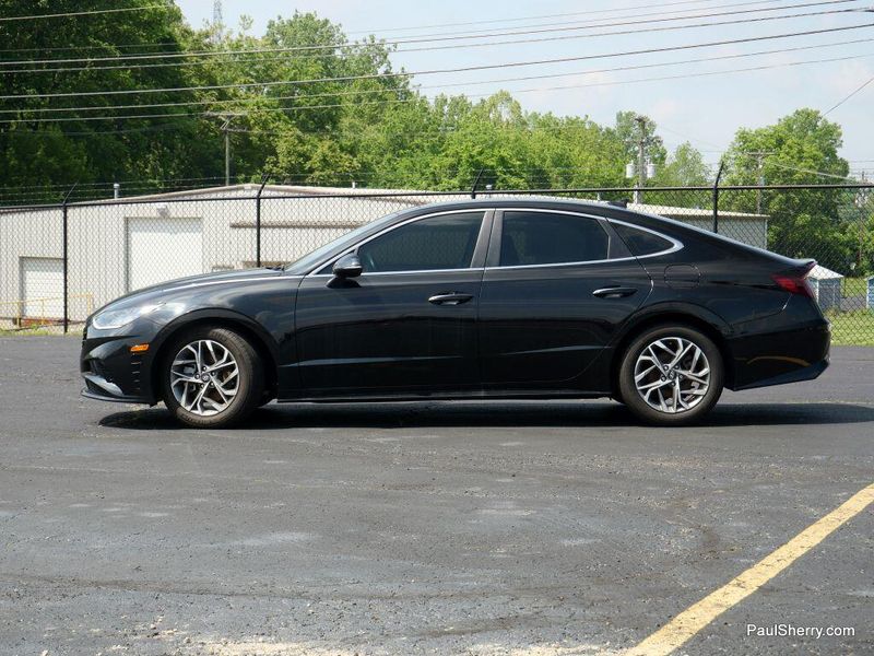 2022 Hyundai Sonata SELImage 7