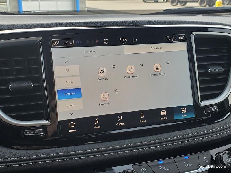 New 2026 Chrysler Pacifica Select