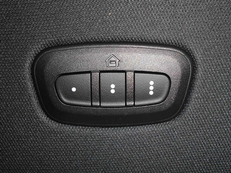 2025 RAM 1500 Big Horn Crew Cab 4x4 5