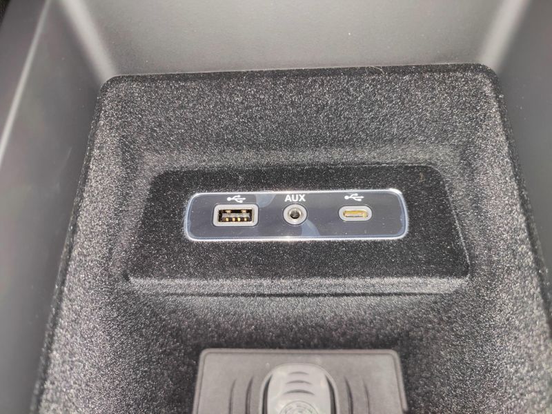 2024 Alfa Romeo Stelvio Q4 AWD w/Sunroof/NavImage 26