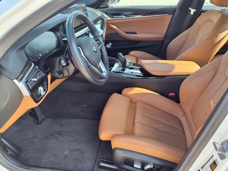 2021 BMW 530i 530iImage 21