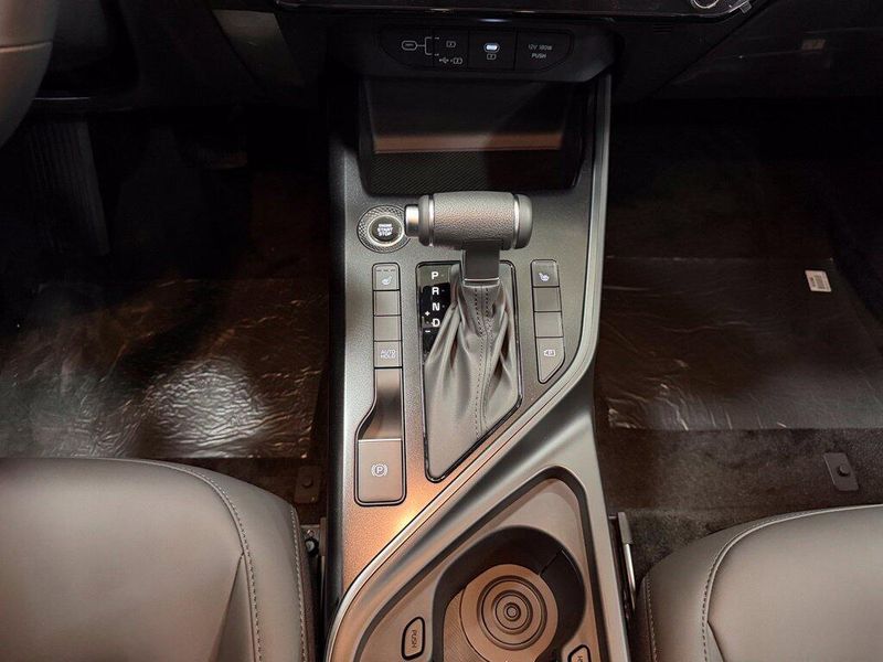 New 2027 Kia Niro LXImage 19