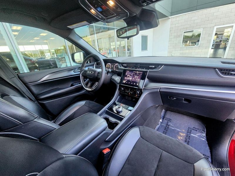 Used 2023 Jeep Grand Cherokee Altitude X