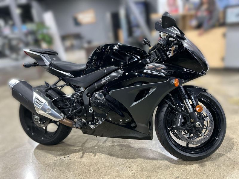 Used 2019 Suzuki GSX-R1000 Image 11